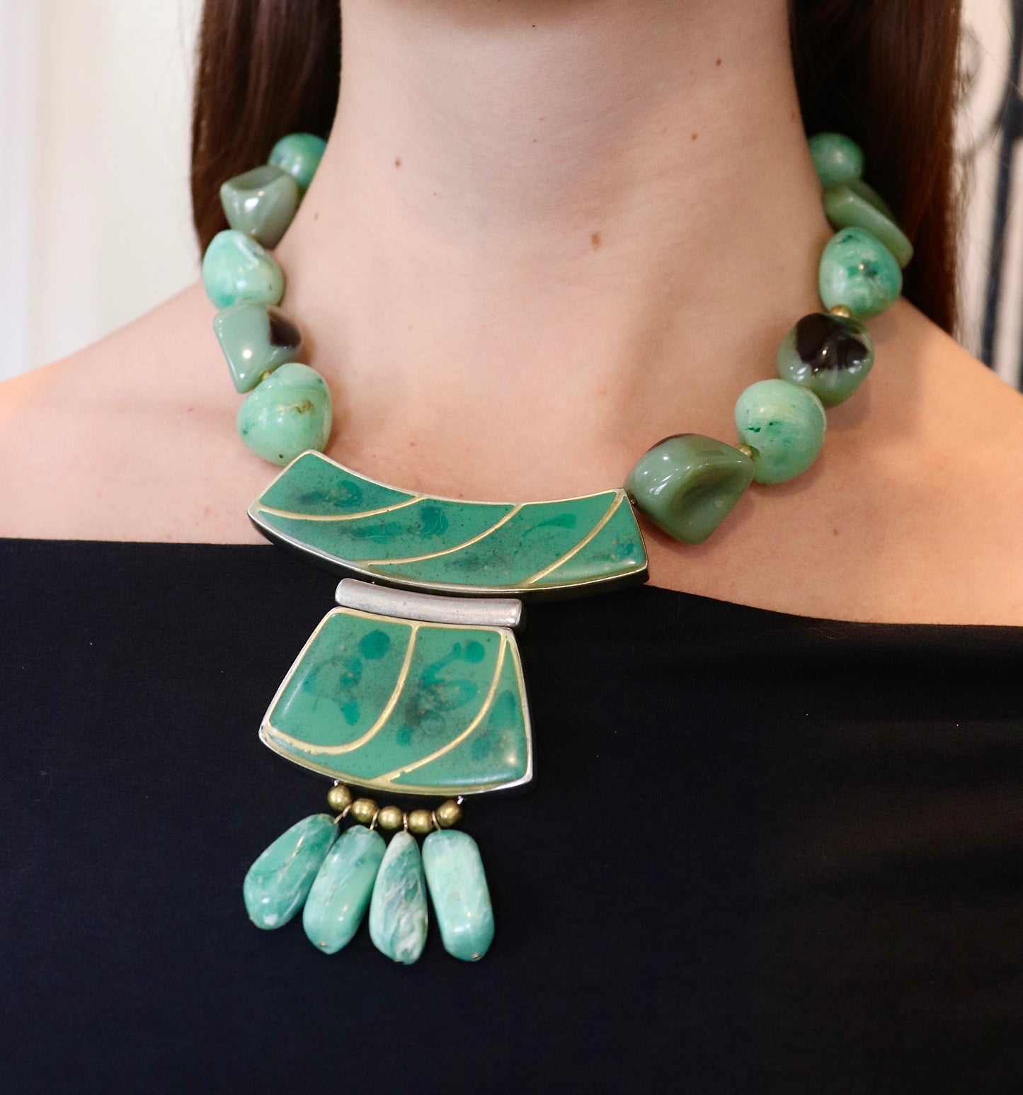 Nilasang Stone Necklace